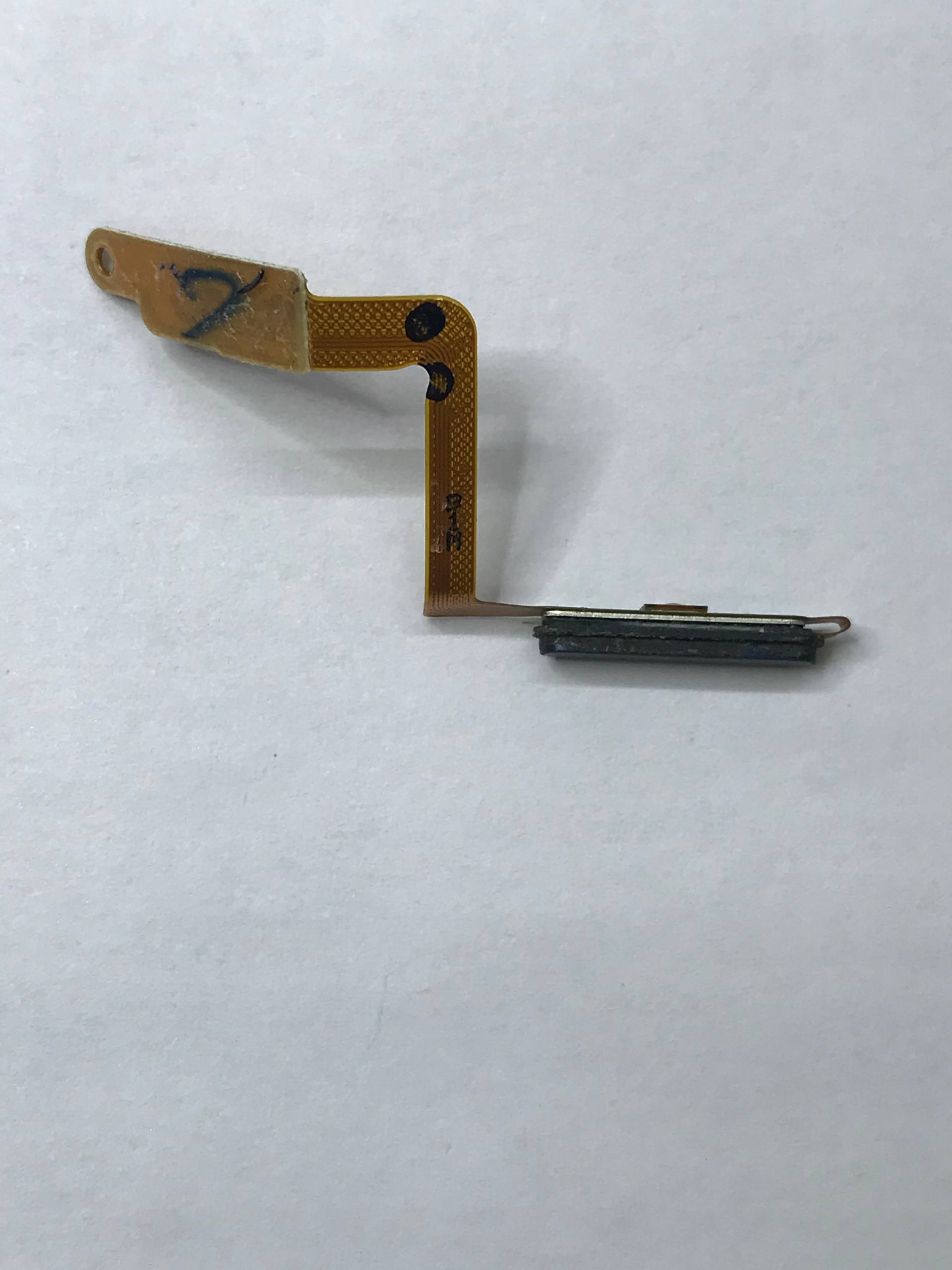 فلت پاور سامسونگ A750 رو گوشی تست شده