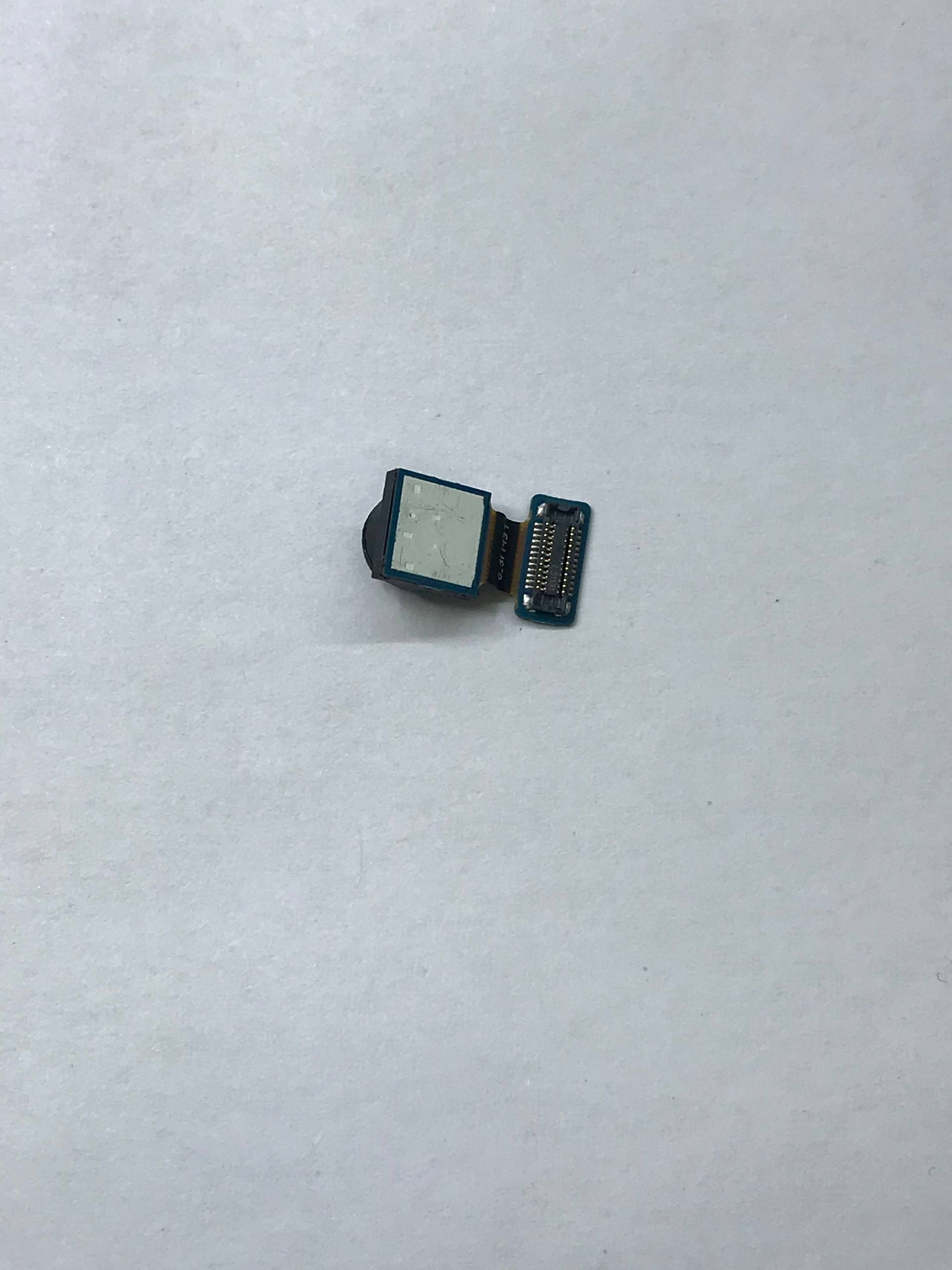 دوربین سلفی سامسونگ e500h رو گوشی تست شده