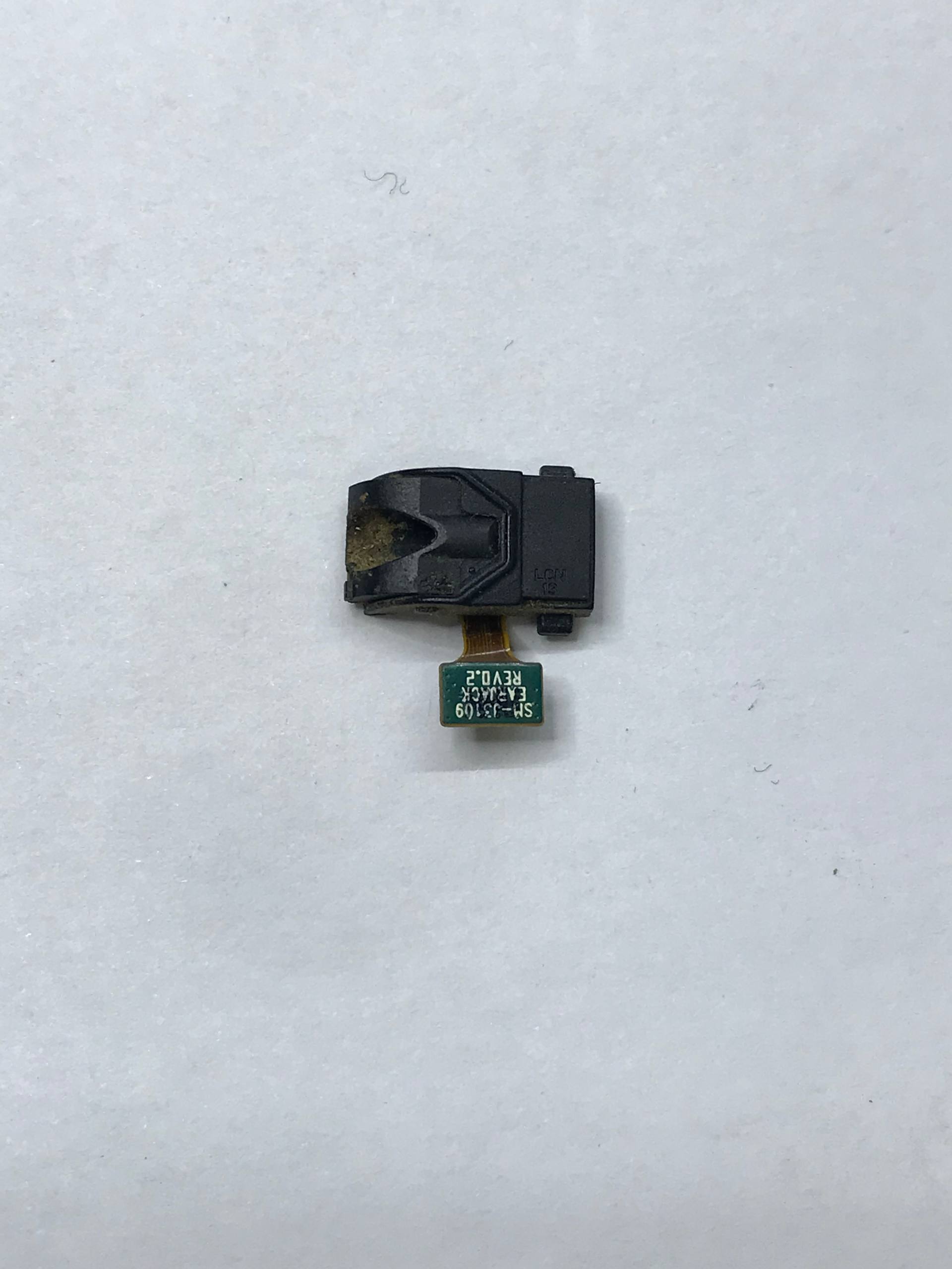 سوکت aux سامسونگ j530h رو گوشی تست شده